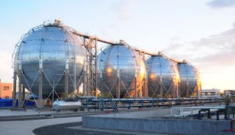 化工贸易 连接全球产业链的桥梁与引擎